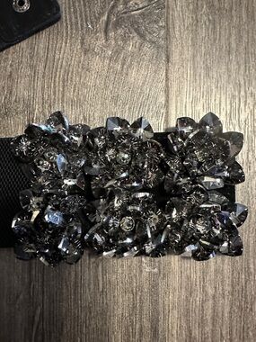 Fox Crystal Flower Stretch Belt - Silver/Black